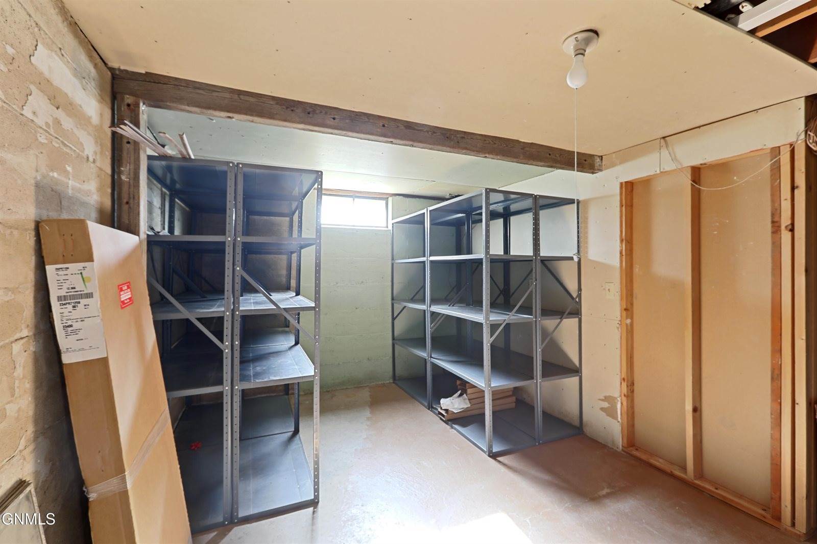 504 15th Avenue West, Williston, ND 58801