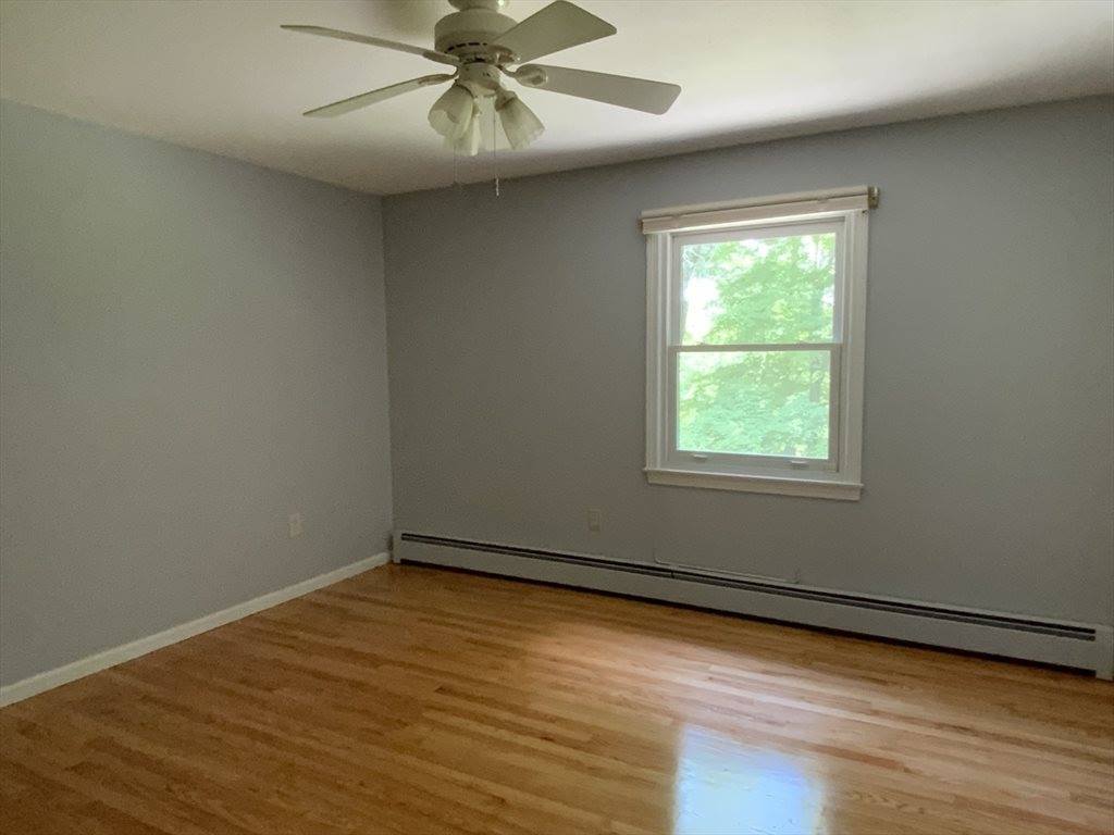 279 North Rd, Hampden, MA 01036