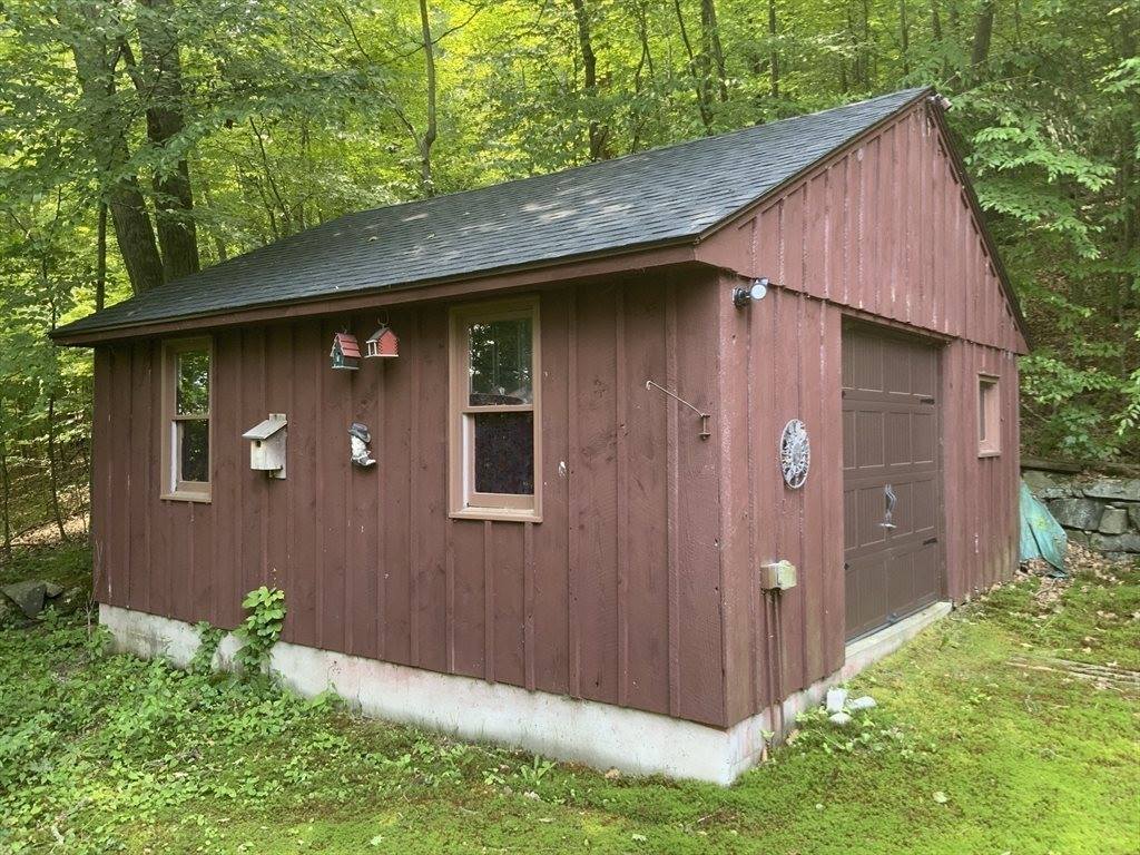 279 North Rd, Hampden, MA 01036