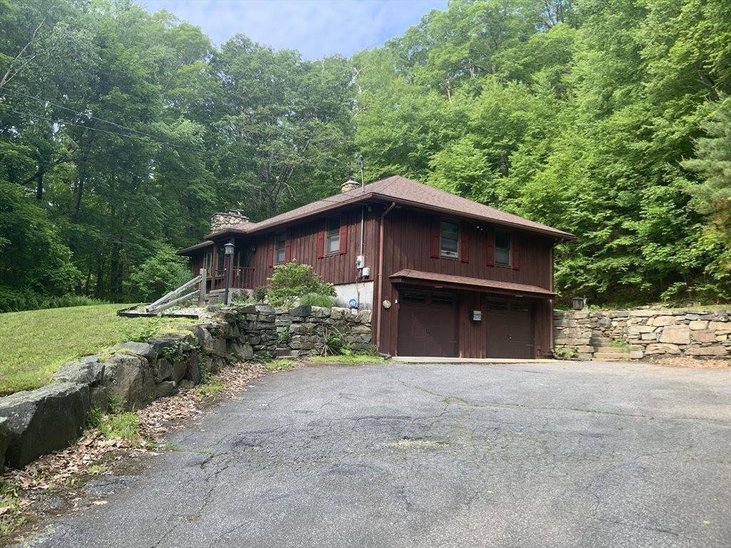 279 North Rd, Hampden, MA 01036