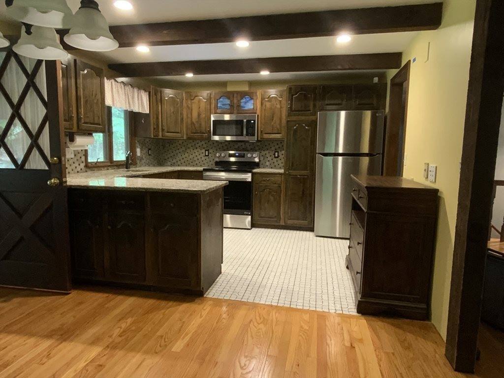 279 North Rd, Hampden, MA 01036