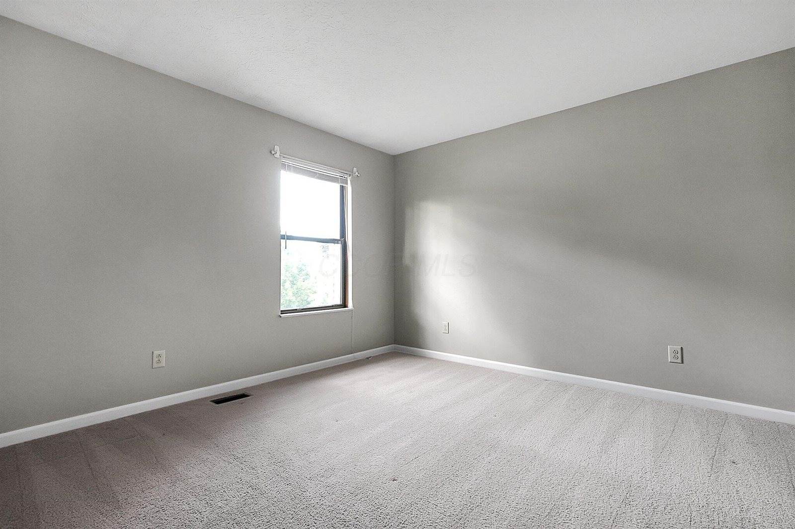 920 Charnwood Lane, Columbus, OH 43085