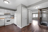 920 Charnwood Lane, Columbus, OH 43085