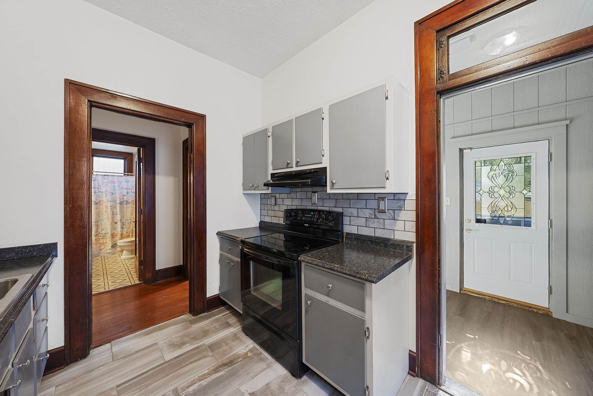 1915 North 9th, Terre Haute, IN 47807