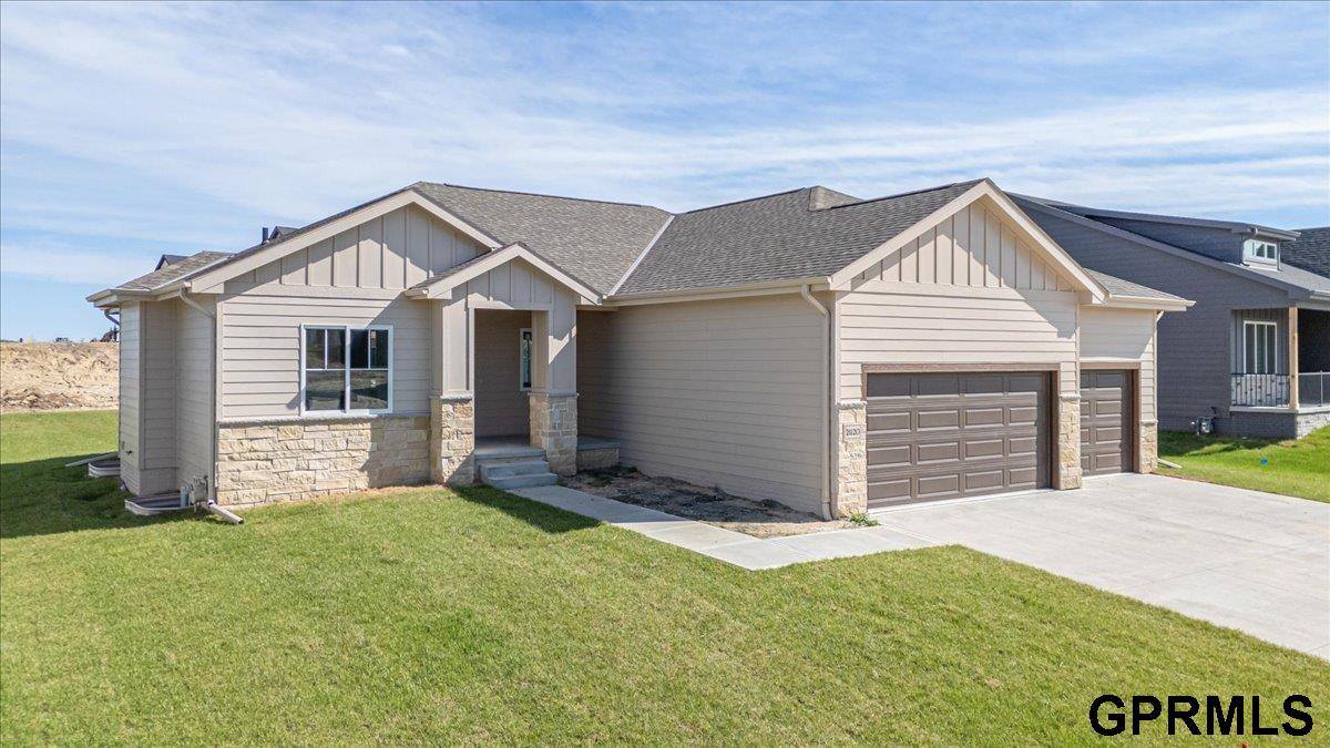 21120 Jessie Avenue, Elkhorn, NE 68022