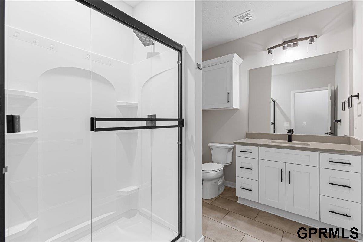 21120 Jessie Avenue, Elkhorn, NE 68022