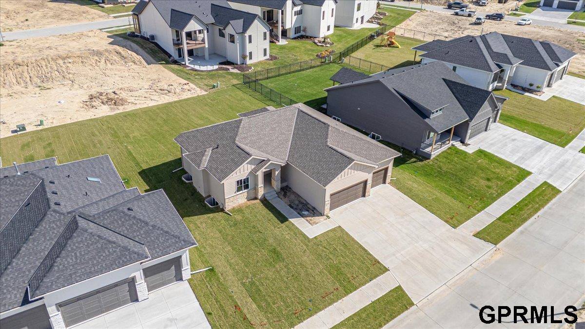 21120 Jessie Avenue, Elkhorn, NE 68022