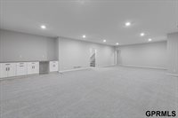 21120 Jessie Avenue, Elkhorn, NE 68022