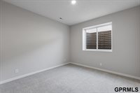 21120 Jessie Avenue, Elkhorn, NE 68022