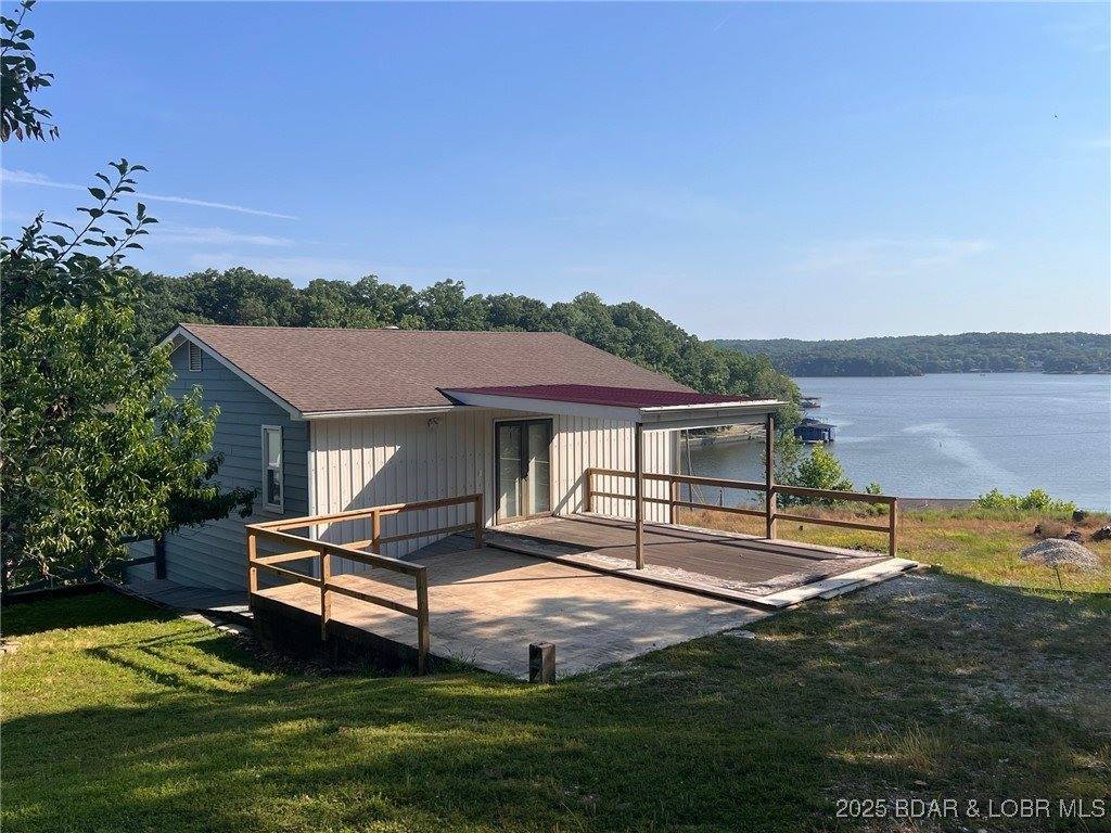 742 Pappys Point, Sunrise Beach, MO 65079