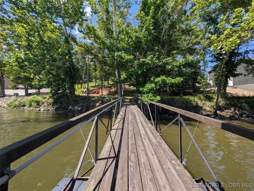 742 Pappys Point, Sunrise Beach, MO 65079