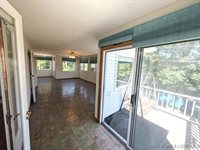 742 Pappys Point, Sunrise Beach, MO 65079