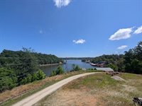 742 Pappys Point, Sunrise Beach, MO 65079