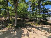 742 Pappys Point, Sunrise Beach, MO 65079