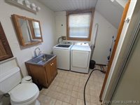 742 Pappys Point, Sunrise Beach, MO 65079