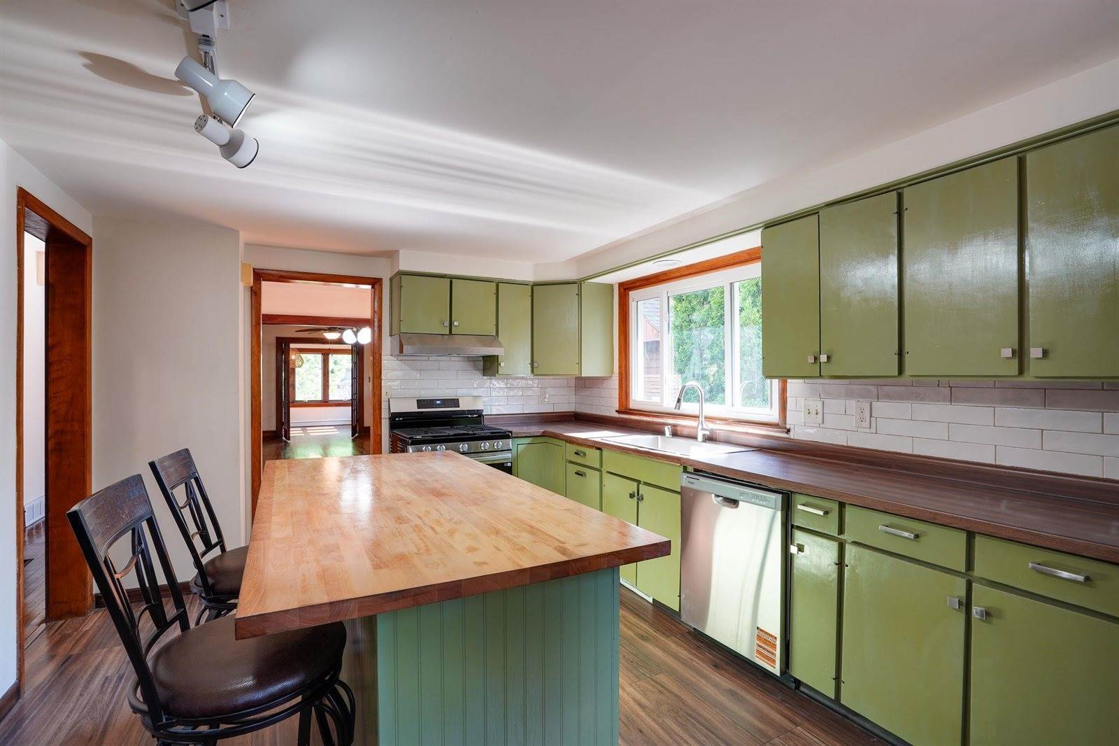 3246 Thorp, Madison, WI 53714