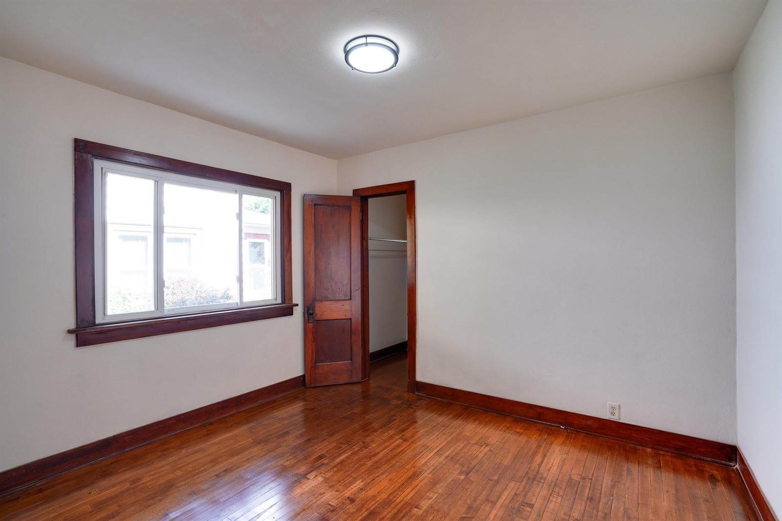 3246 Thorp, Madison, WI 53714