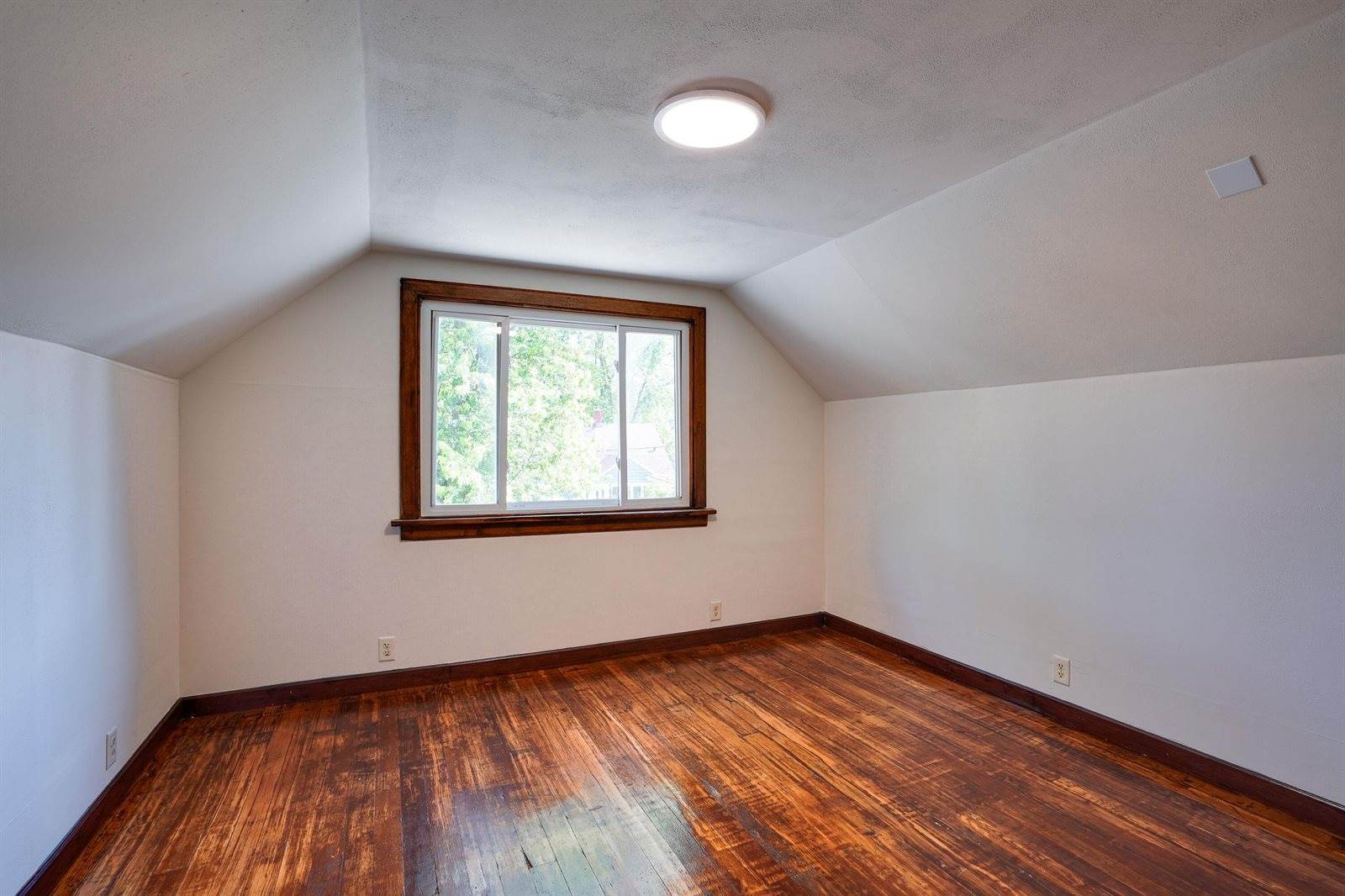 3246 Thorp, Madison, WI 53714