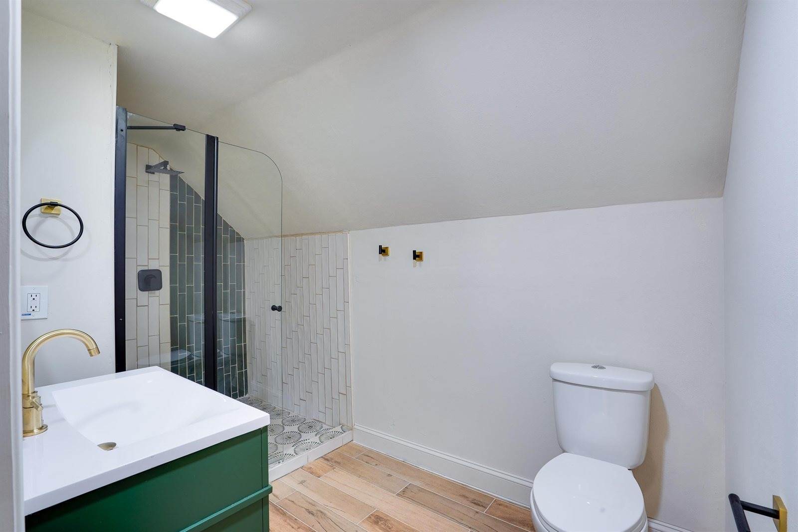 3246 Thorp, Madison, WI 53714