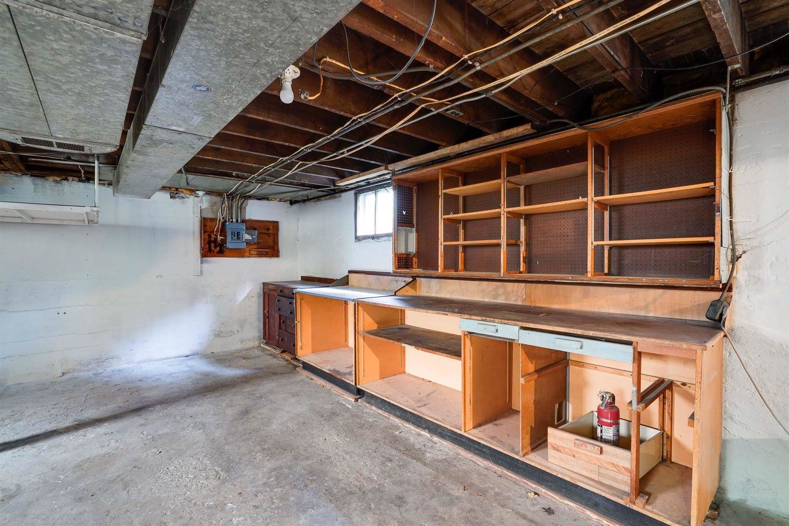 3246 Thorp, Madison, WI 53714