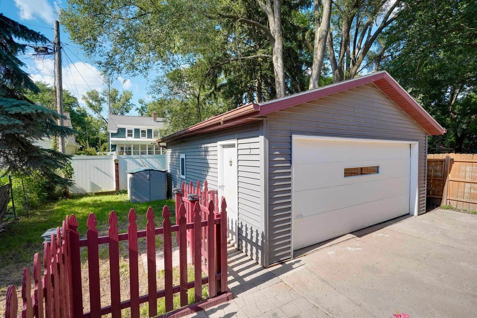 3246 Thorp, Madison, WI 53714