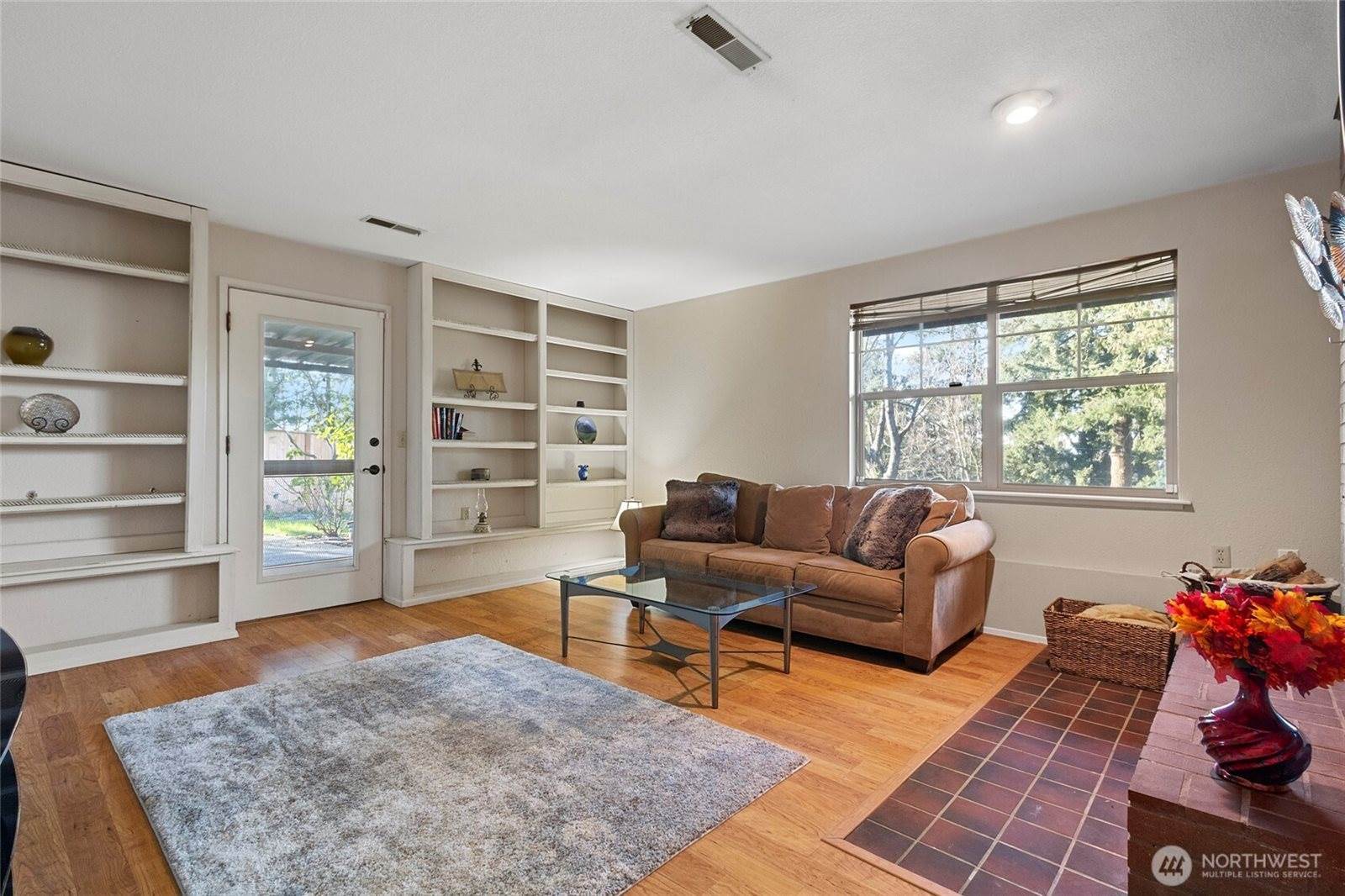 17413 Blodgett Road, Mount Vernon, WA 98274