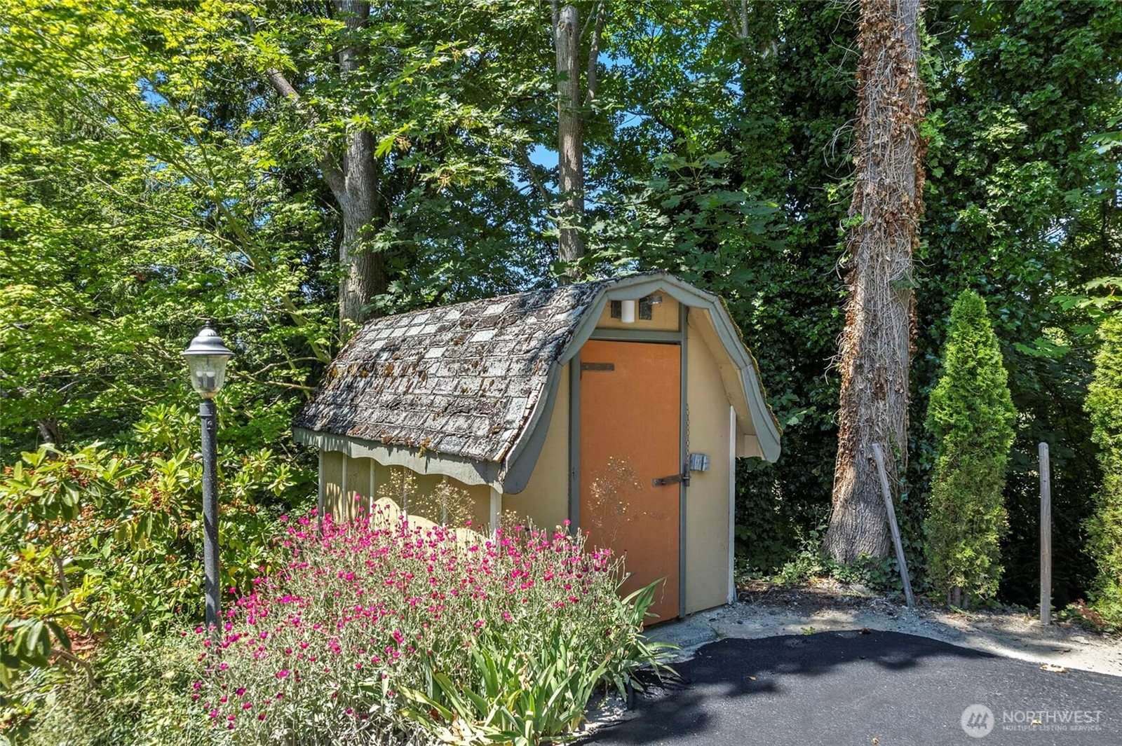 17413 Blodgett Road, Mount Vernon, WA 98274