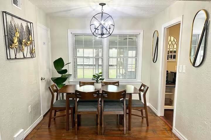 302 NW 31st St, Lawton, OK 73505