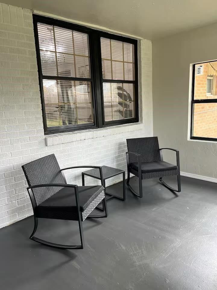 302 NW 31st St, Lawton, OK 73505