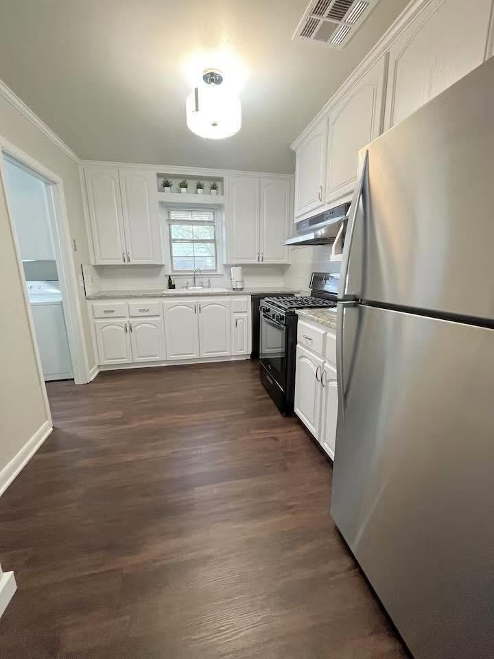 302 NW 31st St, Lawton, OK 73505