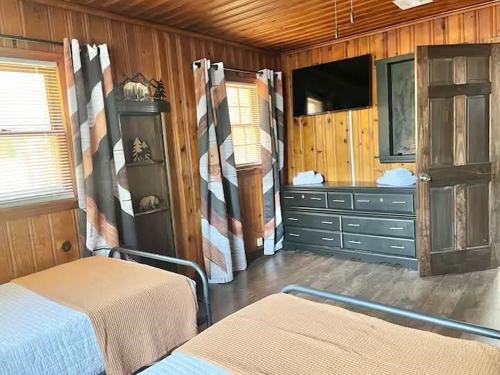 2205 NW Crosby Ave, Lawton, OK 73507