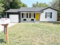 2205 NW Crosby Ave, Lawton, OK 73507