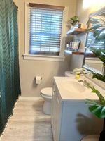 2205 NW Crosby Ave, Lawton, OK 73507