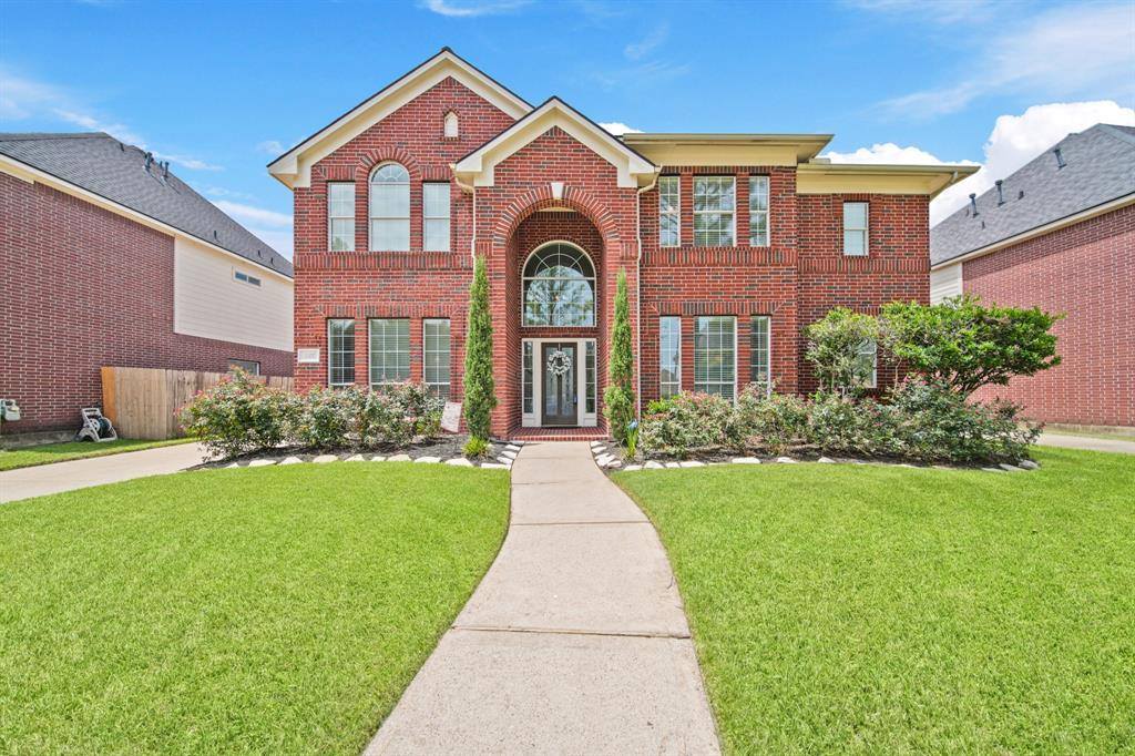 3207 Summerwind Court, Pearland, TX 77584