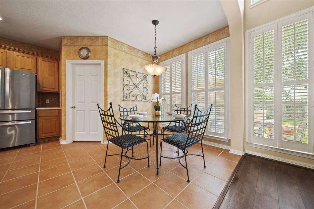 3207 Summerwind Court, Pearland, TX 77584