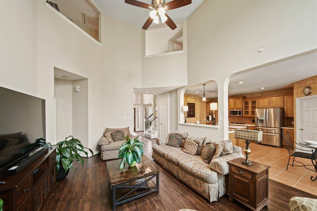 3207 Summerwind Court, Pearland, TX 77584