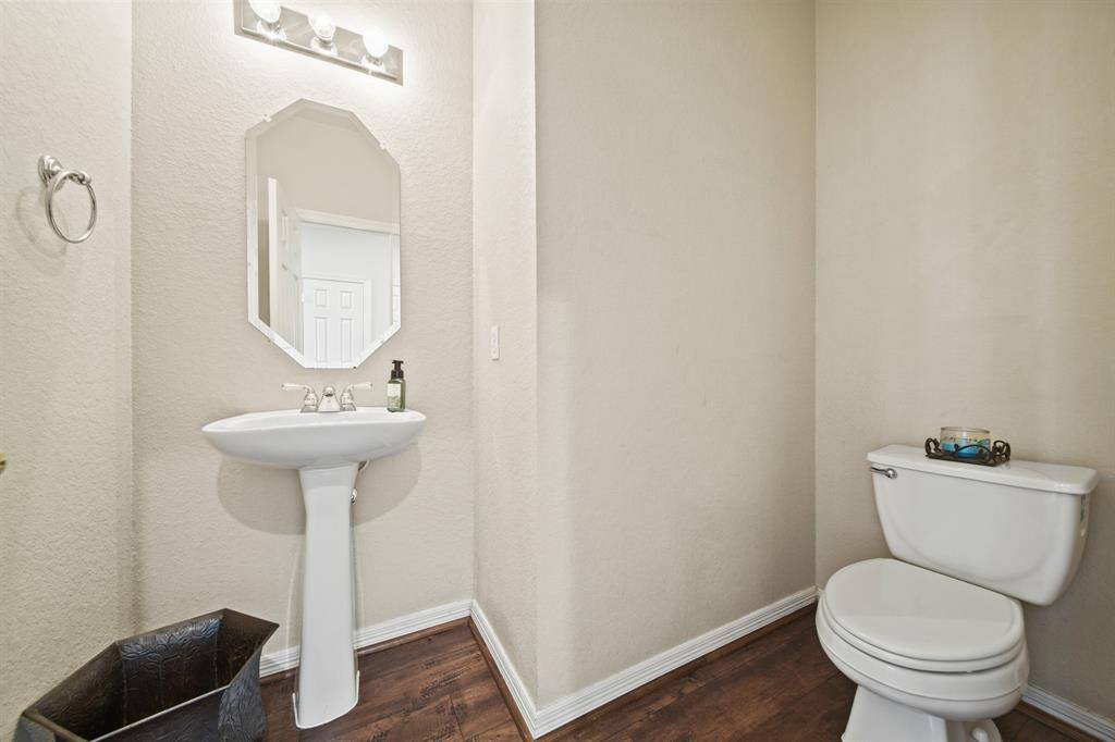 3207 Summerwind Court, Pearland, TX 77584