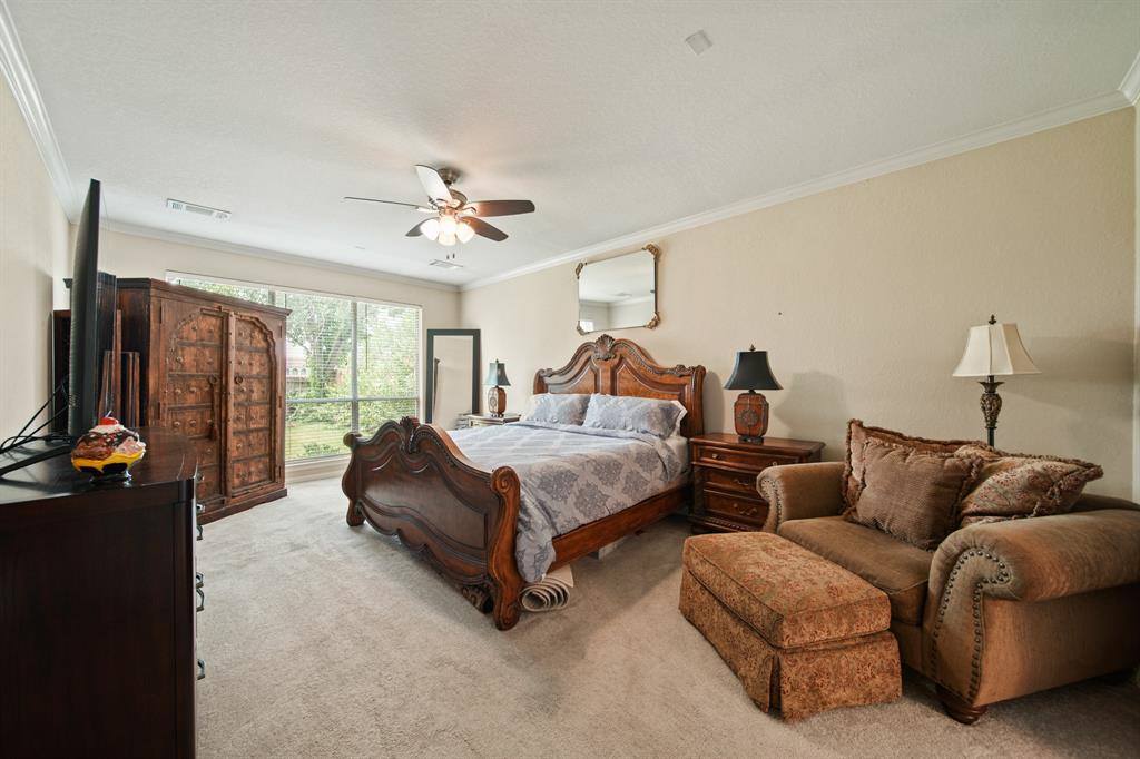 3207 Summerwind Court, Pearland, TX 77584