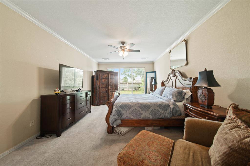 3207 Summerwind Court, Pearland, TX 77584