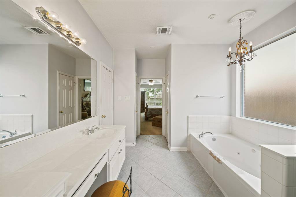 3207 Summerwind Court, Pearland, TX 77584