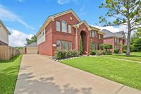 3207 Summerwind Court, Pearland, TX 77584