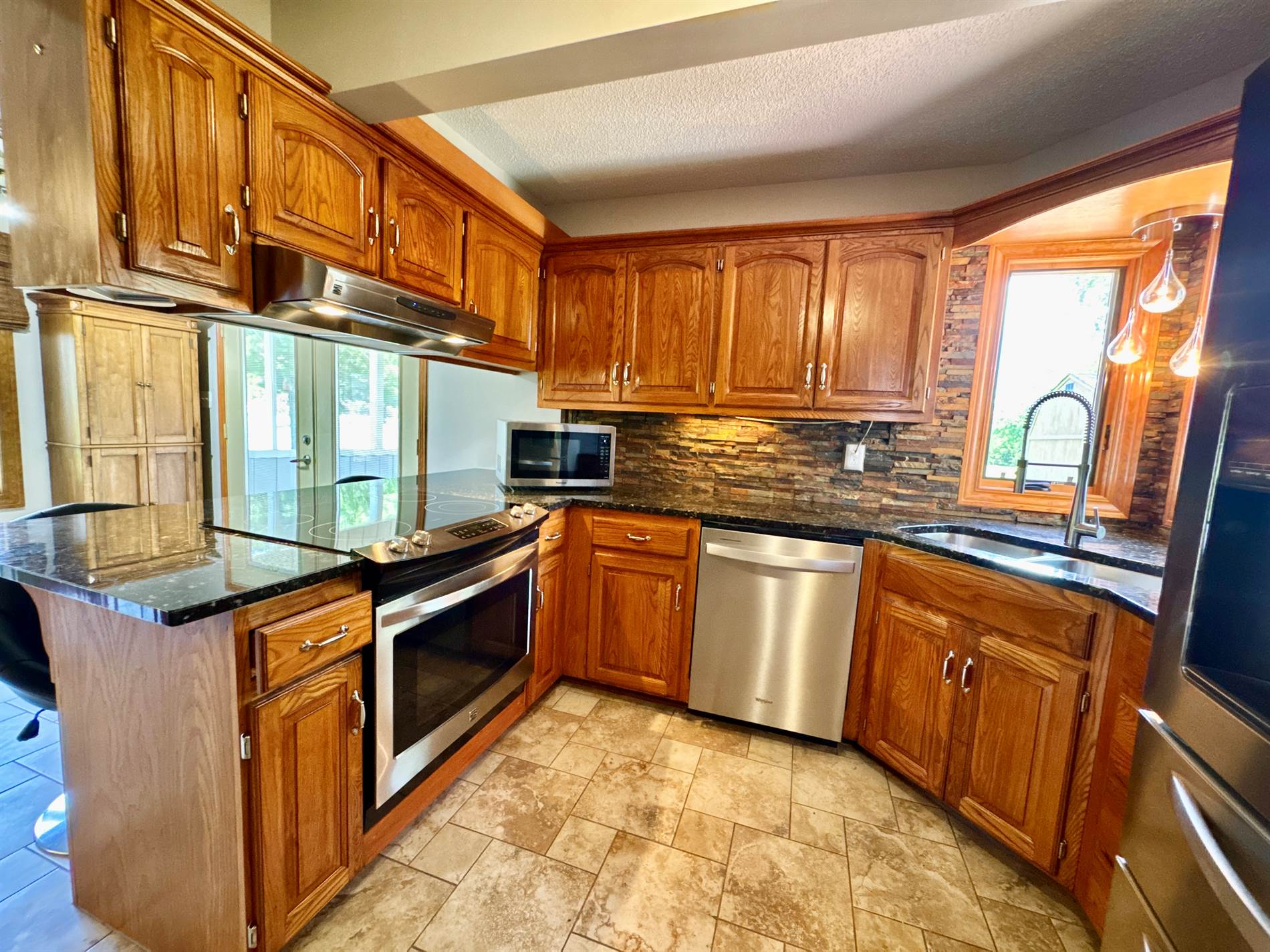 7600 SW Auburn RD, Auburn, KS 66402