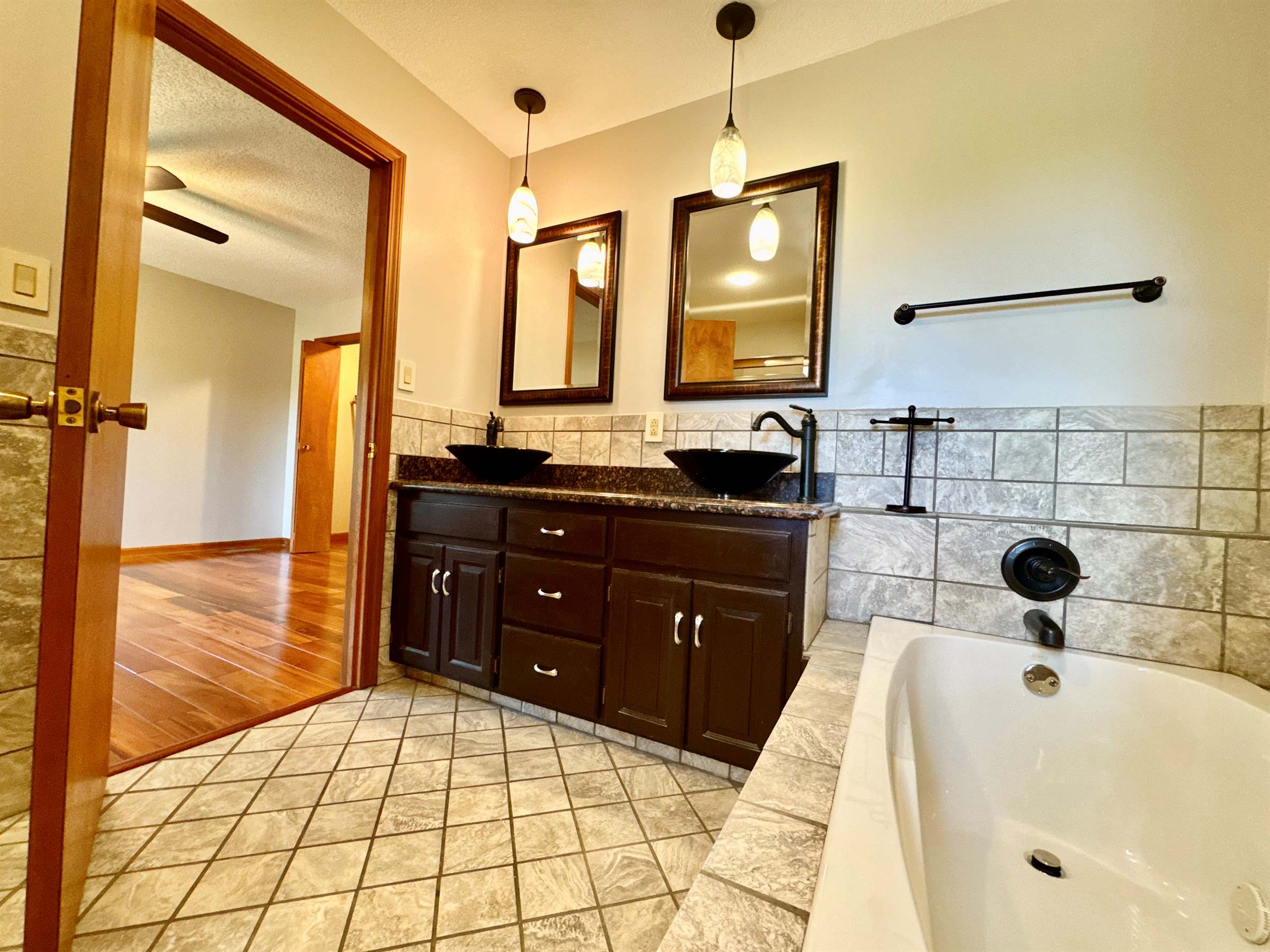 7600 SW Auburn RD, Auburn, KS 66402