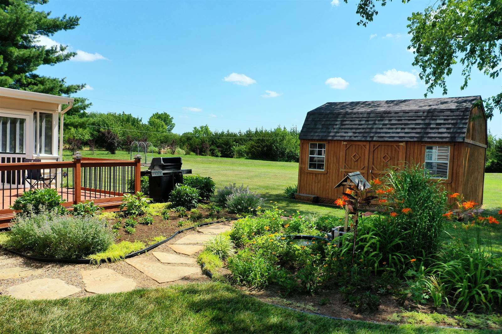 7600 SW Auburn RD, Auburn, KS 66402