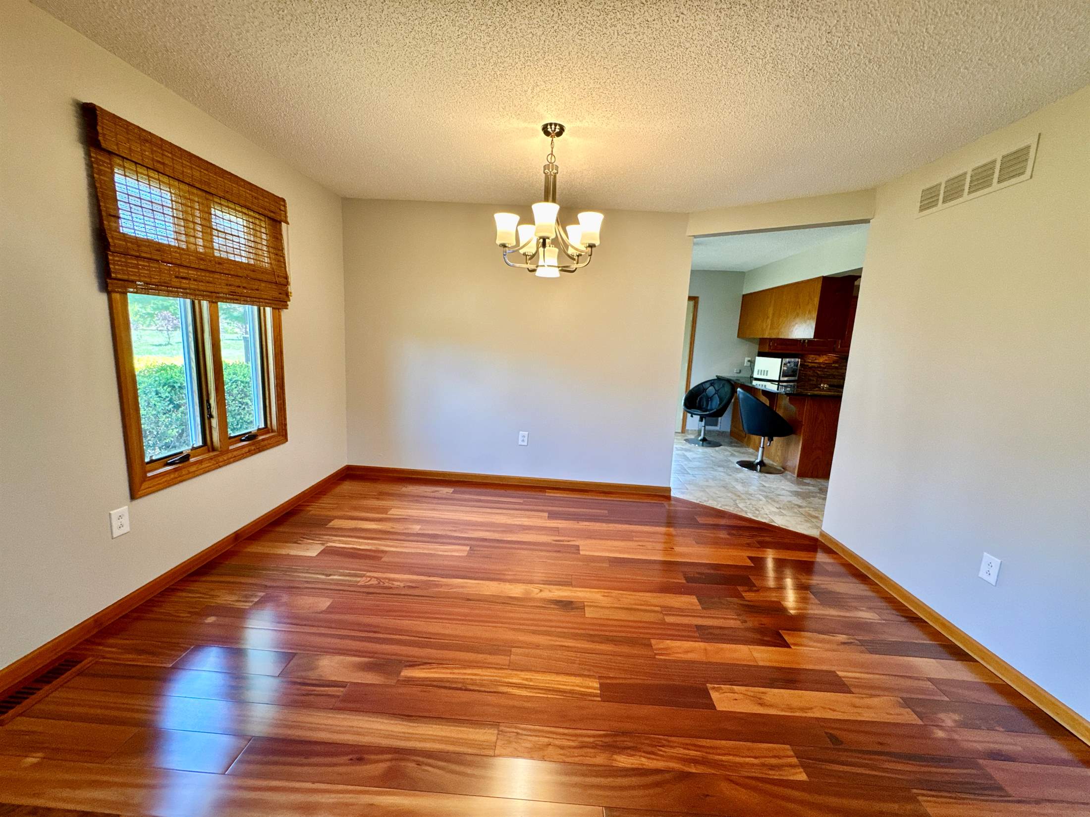 7600 SW Auburn RD, Auburn, KS 66402