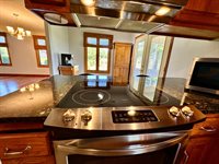 7600 SW Auburn RD, Auburn, KS 66402