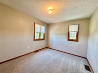 7600 SW Auburn RD, Auburn, KS 66402