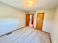 7600 SW Auburn RD, Auburn, KS 66402