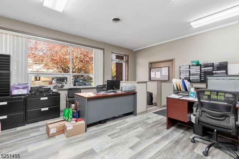 343 Somerset St, Long Hill Township, NJ 07980