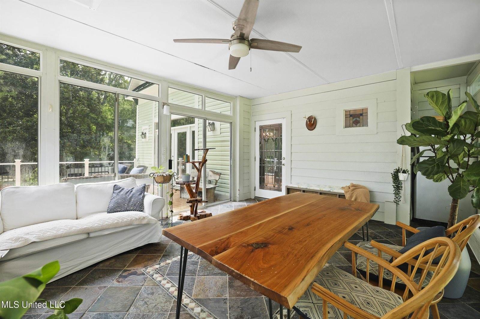 3512 River Bluff Road, D'Iberville, MS 39540